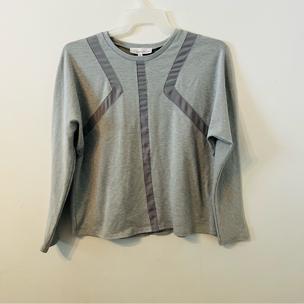 Adelyn Rae Gray Ribbed Pullover Sweater Size S - Picture 9 of 9
